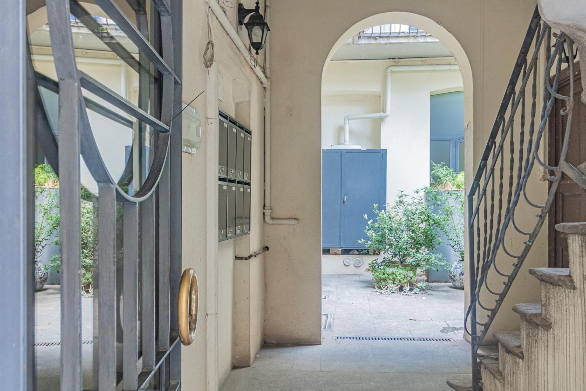 Thea - Centro Storico Bed & Breakfast Monza Eksteriør bilde