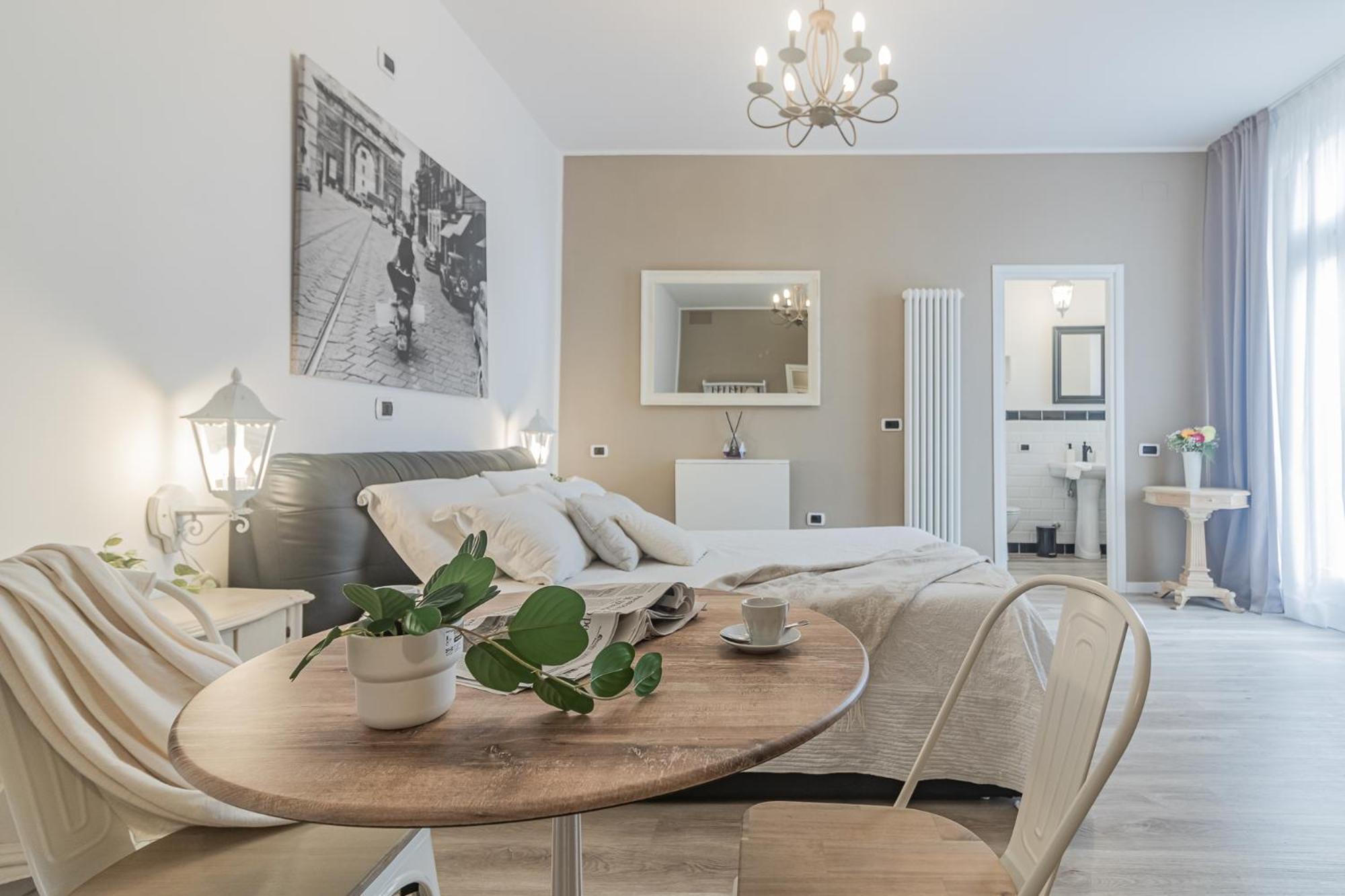 Thea - Centro Storico Bed & Breakfast Monza Eksteriør bilde