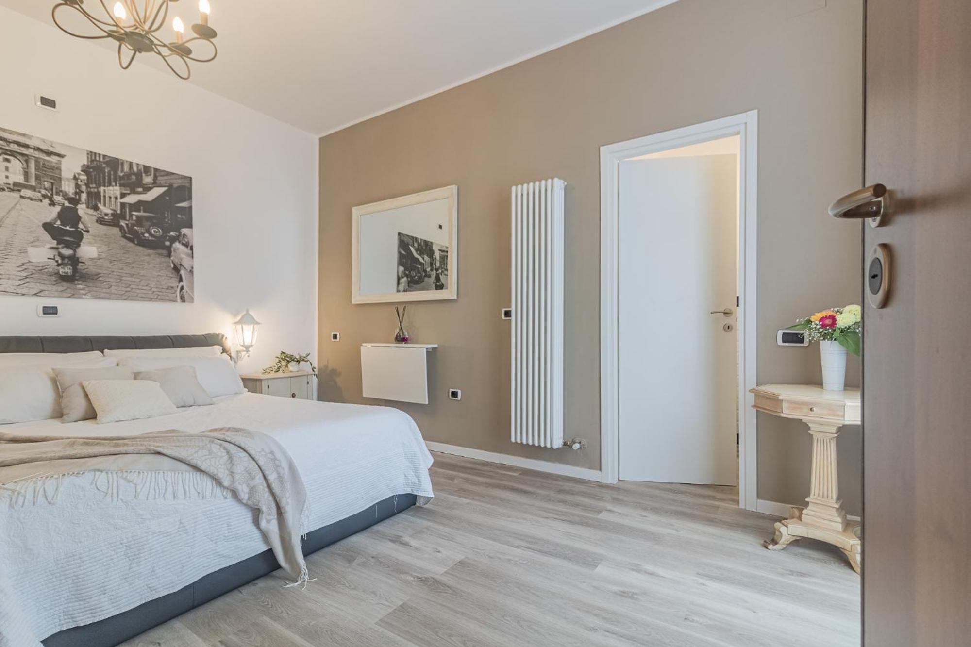 Thea - Centro Storico Bed & Breakfast Monza Eksteriør bilde